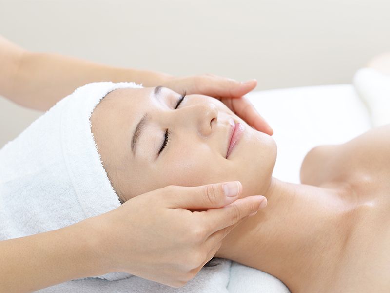 臉部保養
